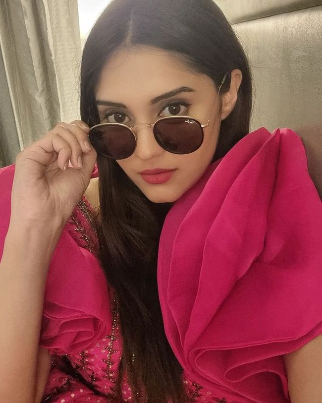 Gorgeous Looks Of Surbhi Puranik In Floral Outfit